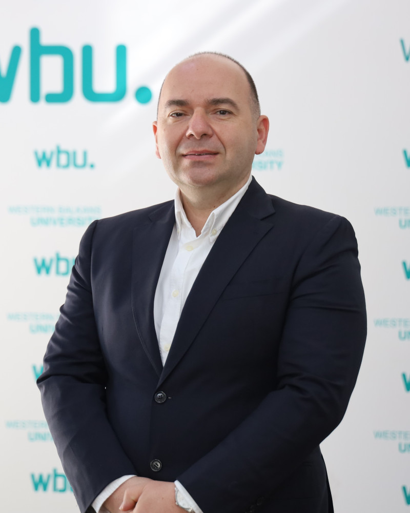 Prof.Asoc.Dr. Dorian Kostandini